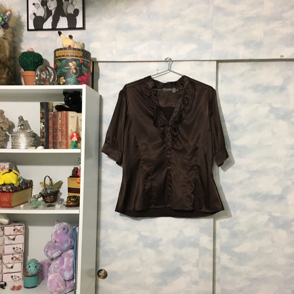 Apt 9 Stretch Brown Button Ruffle Top